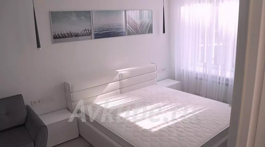 Спальня в стиле минимализм, дизайн проект «АвКубе»